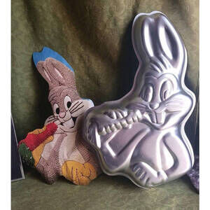 Wilton Bugs Bunny Aluminum Cake Pan Mold